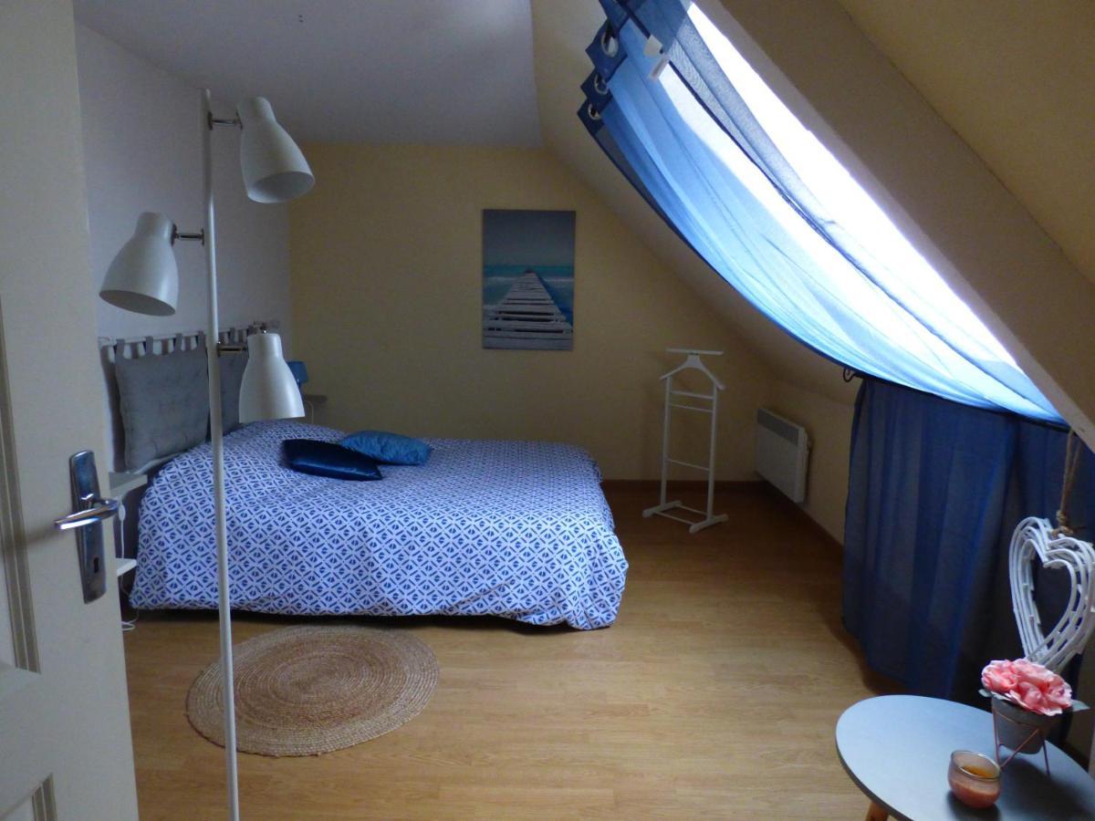 Les Petites Brosses Bed and Breakfast Montbizot Buitenkant foto